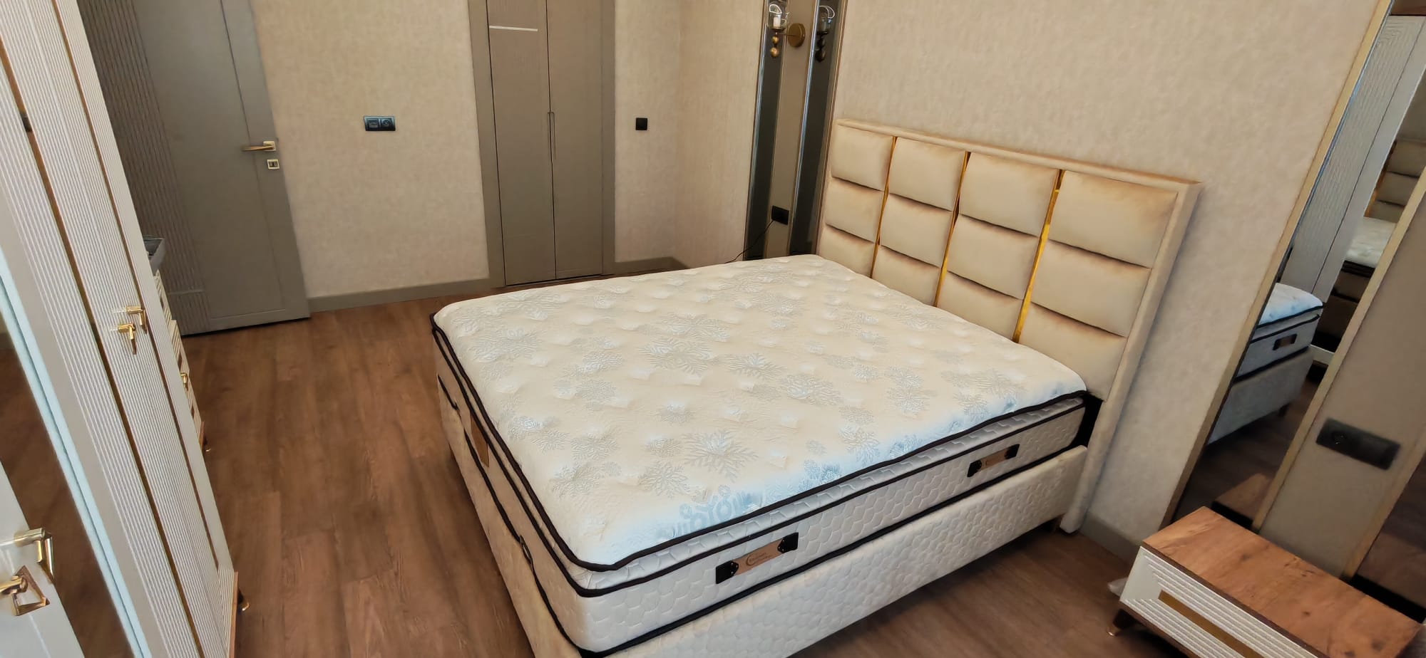 Pera Mobilya & Koltuk Döşeme